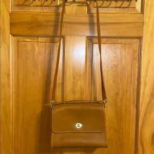 Coach NEW-never used Vintage British tan court bag